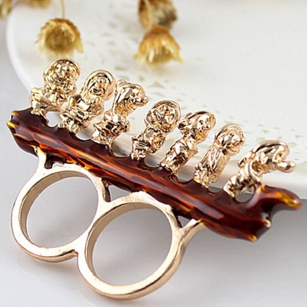 Disney Couture Seven Dwarfs Double Finger Ring - Snow White, Costume Jewelry